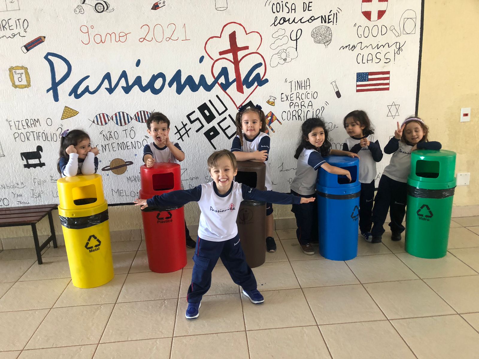 Folclore brasileiro - Saci Perer� (Infantil I) Col�gio Passionista Santa Maria