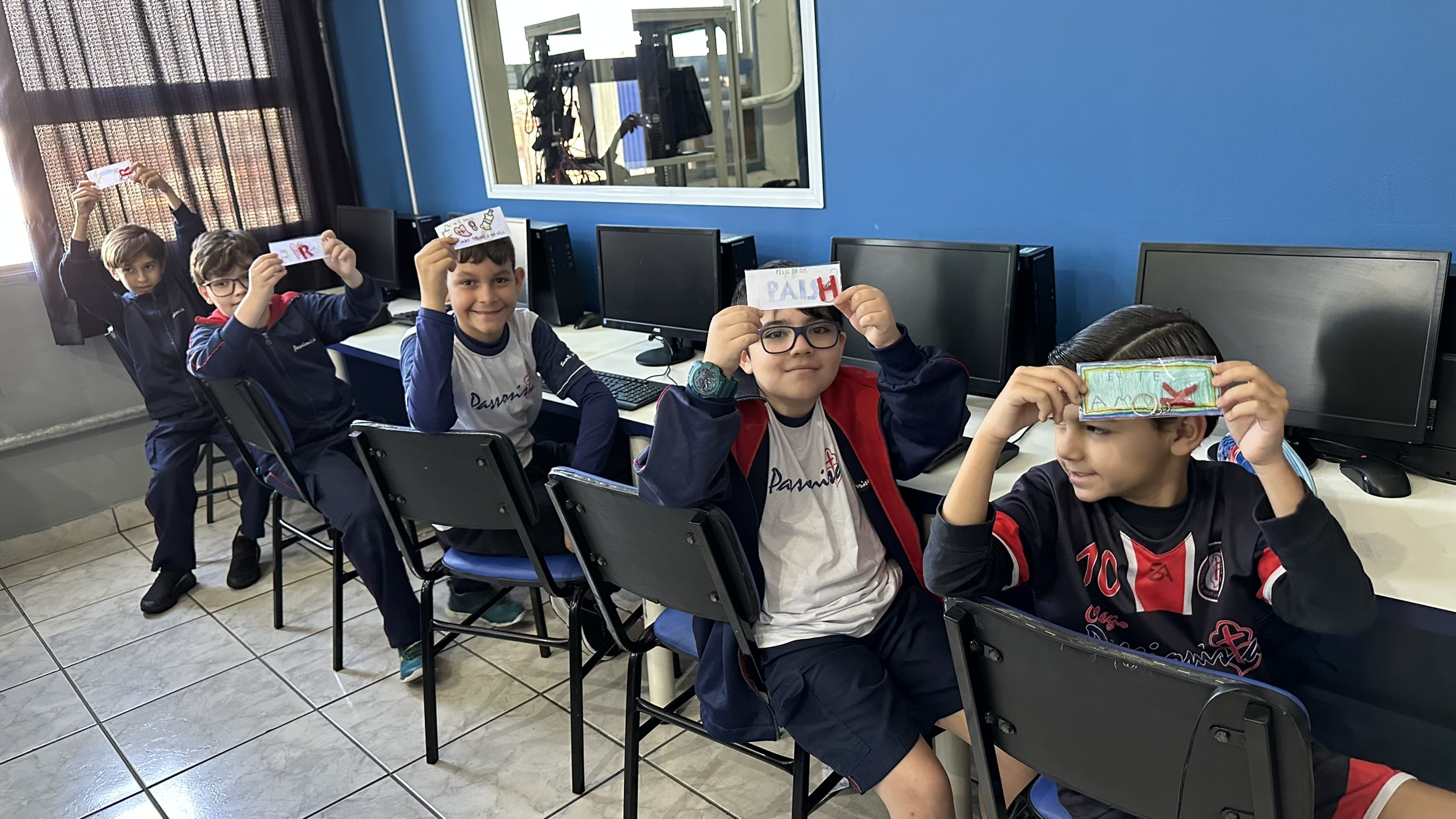 Rob�tica - Dia dos Pais Col�gio Passionista Santa Maria