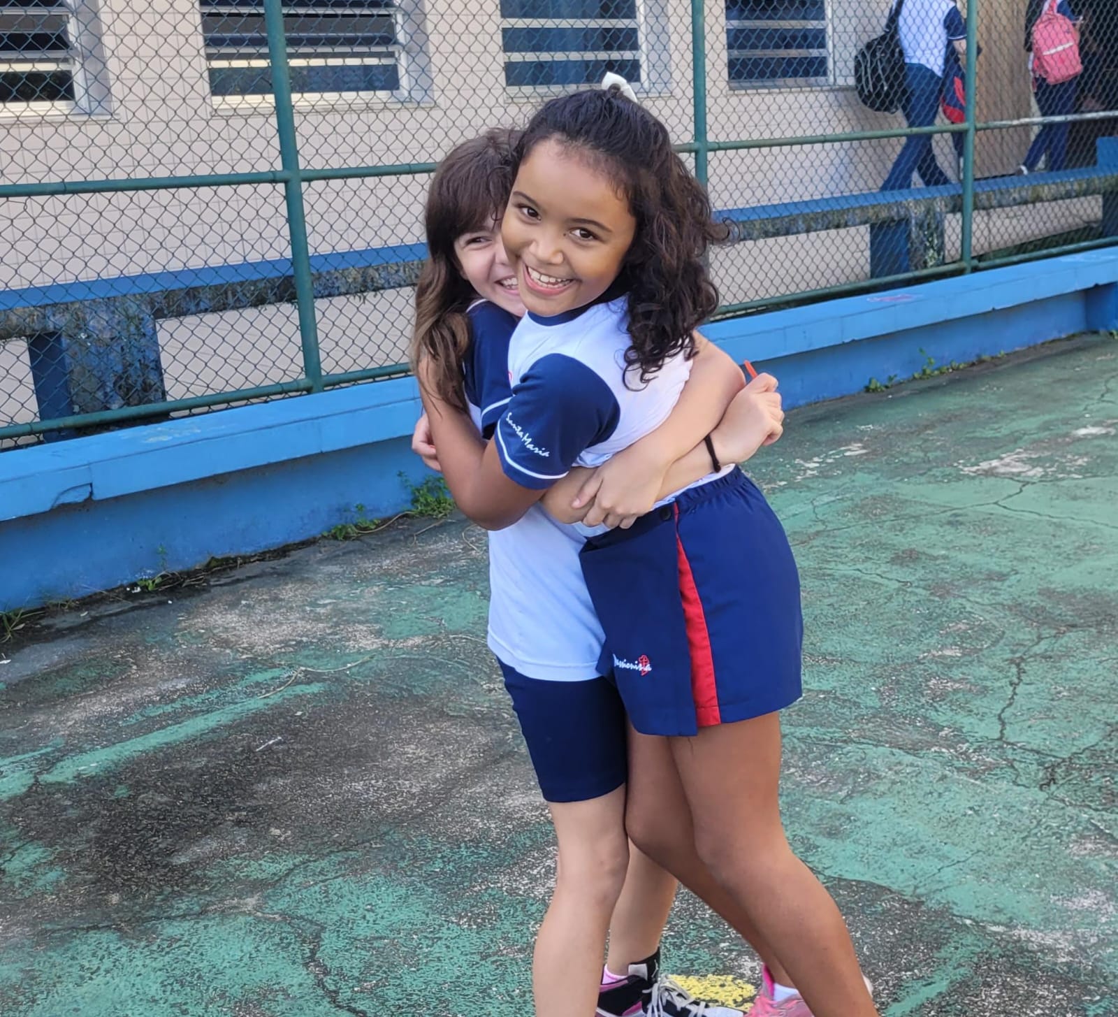 Dia do Abra�o: Um Simples Gesto com Poder Extraordin�rio Col�gio Passionista Santa Maria