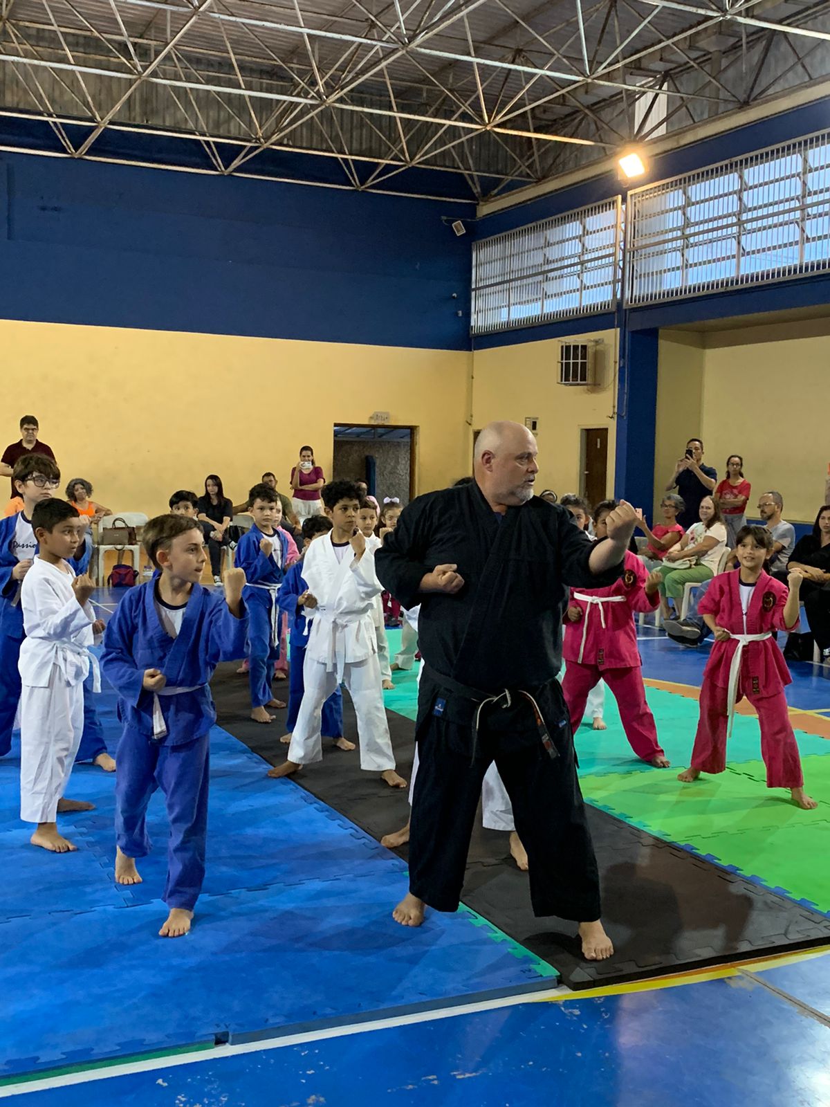 Troca de Faixa 2022 - Curso Extracurricular de Karat� Col�gio Passionista Santa Maria