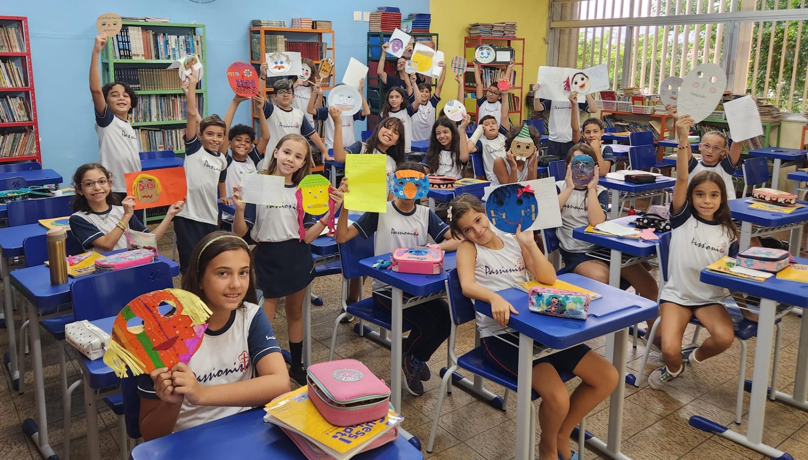 Project: Making Mask With Diferent Kinds Of Patterns Is Very Fun! Col�gio Passionista Santa Maria