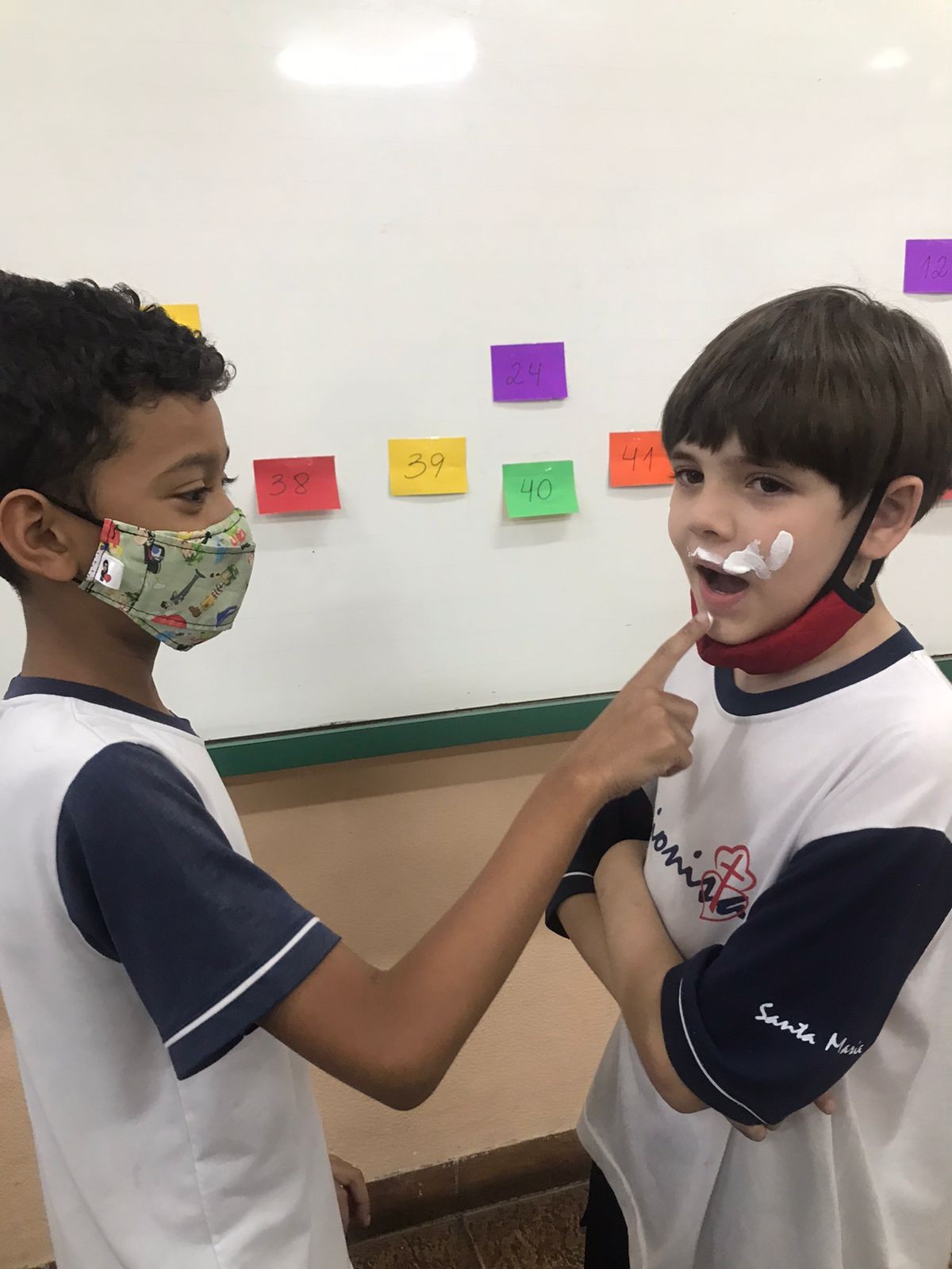 Quiz Tinta na Cara do 3� ano B Col�gio Passionista Santa Maria