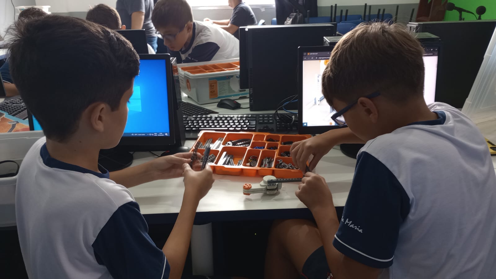 Rob�tica Educacional Col�gio Passionista Santa Maria